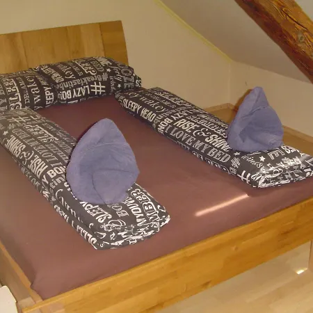 Ametyst 빌라 Štúrovo